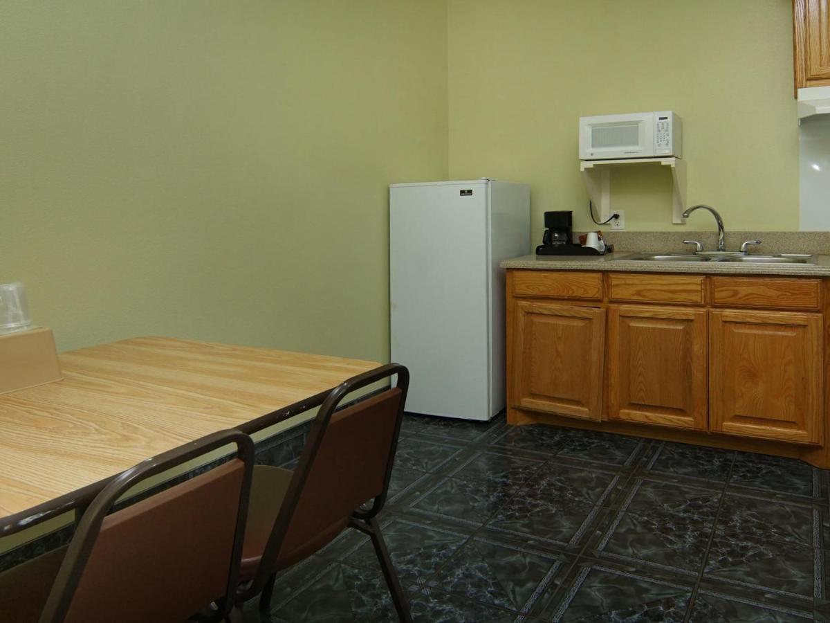Quality One Motel Уэтерфорд Экстерьер фото